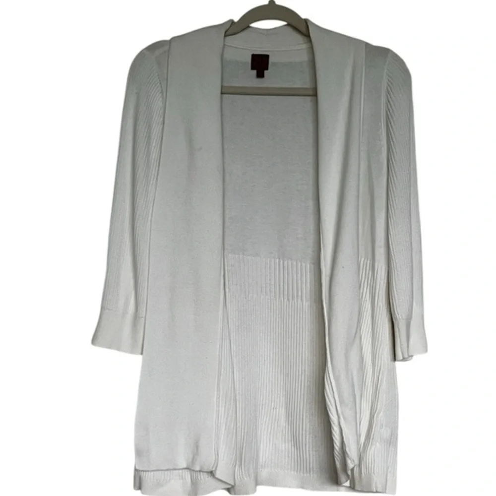 Elegant Women's Sweater (White)